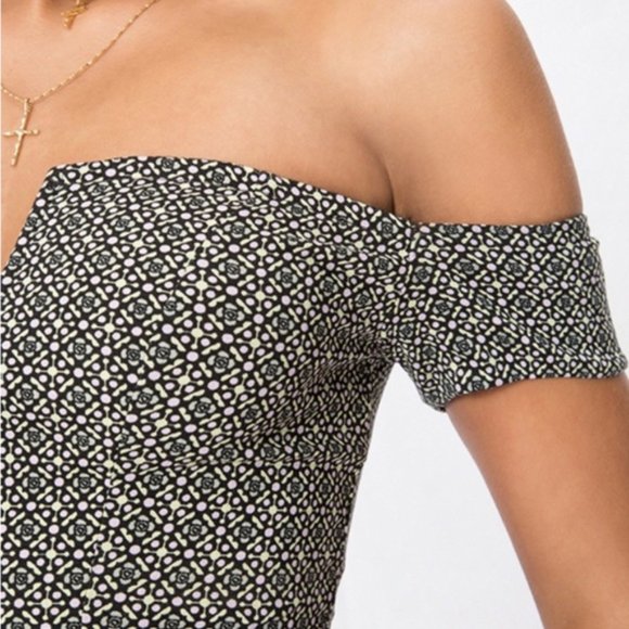 Free People Lucky Now Brami Crop Top In BLACK NWT - Picture 2 of 2